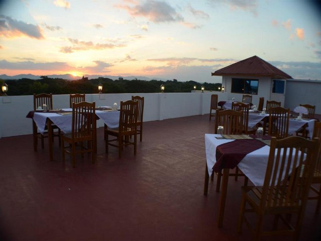 Manisanda Hotel Bagan Luaran gambar